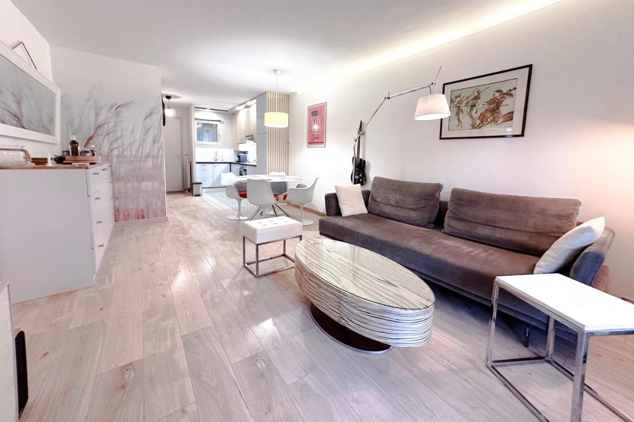 Eucalyptus - Ground Floor With Pool Near The Sea *